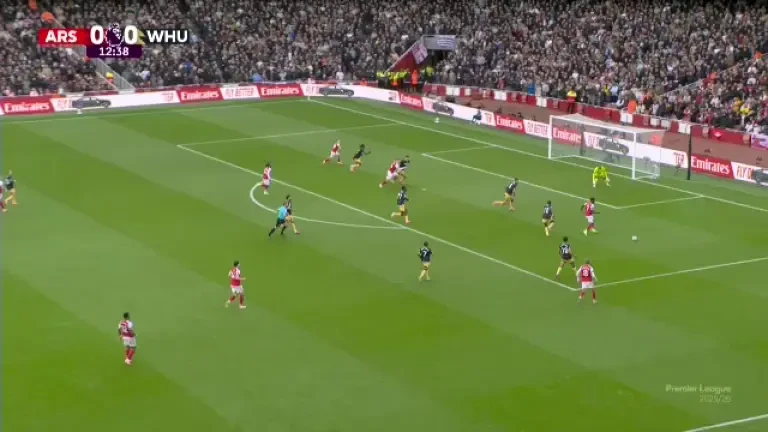 Arsenal - West Ham. Min. 13: Eze ratează dintr-o poziție ideală